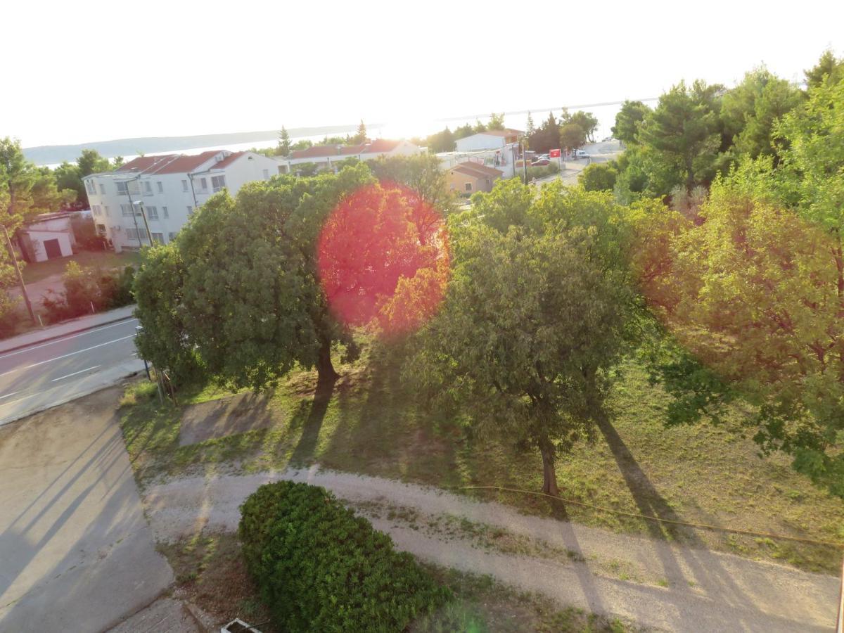 Apartmani Mm Starigrad Paklenica Exterior foto