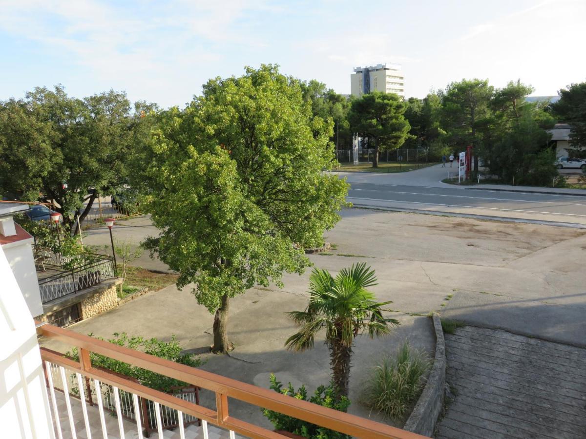 Apartmani Mm Starigrad Paklenica Exterior foto