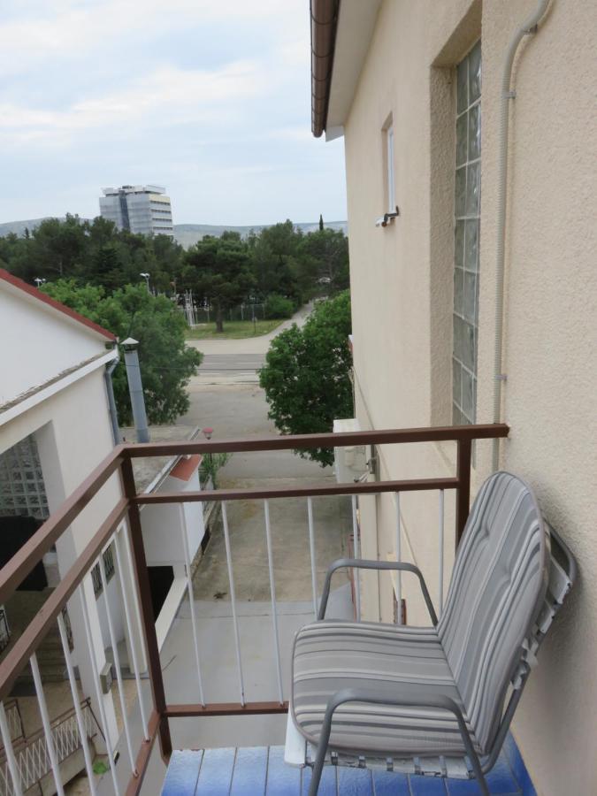 Apartmani Mm Starigrad Paklenica Exterior foto